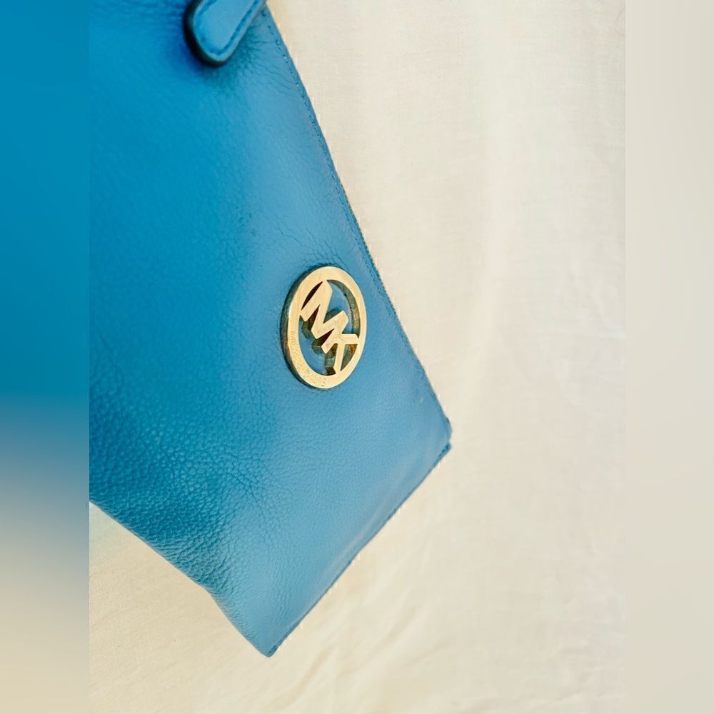 MICHAEL KORS WRISTLET  - Picture 2 of 6